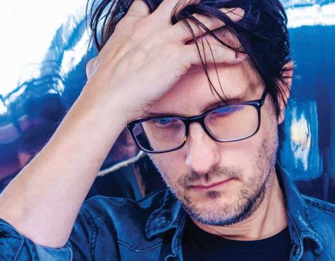 «Моя мантра для нового альбома звучит так: «Смог бы такое придумать искусственный интеллект?» Если ответ «да», то я от него отказываюсь», или почему новый альбом Стивена Уилсона задуман как слегка сумбурный: интервью 2026 года